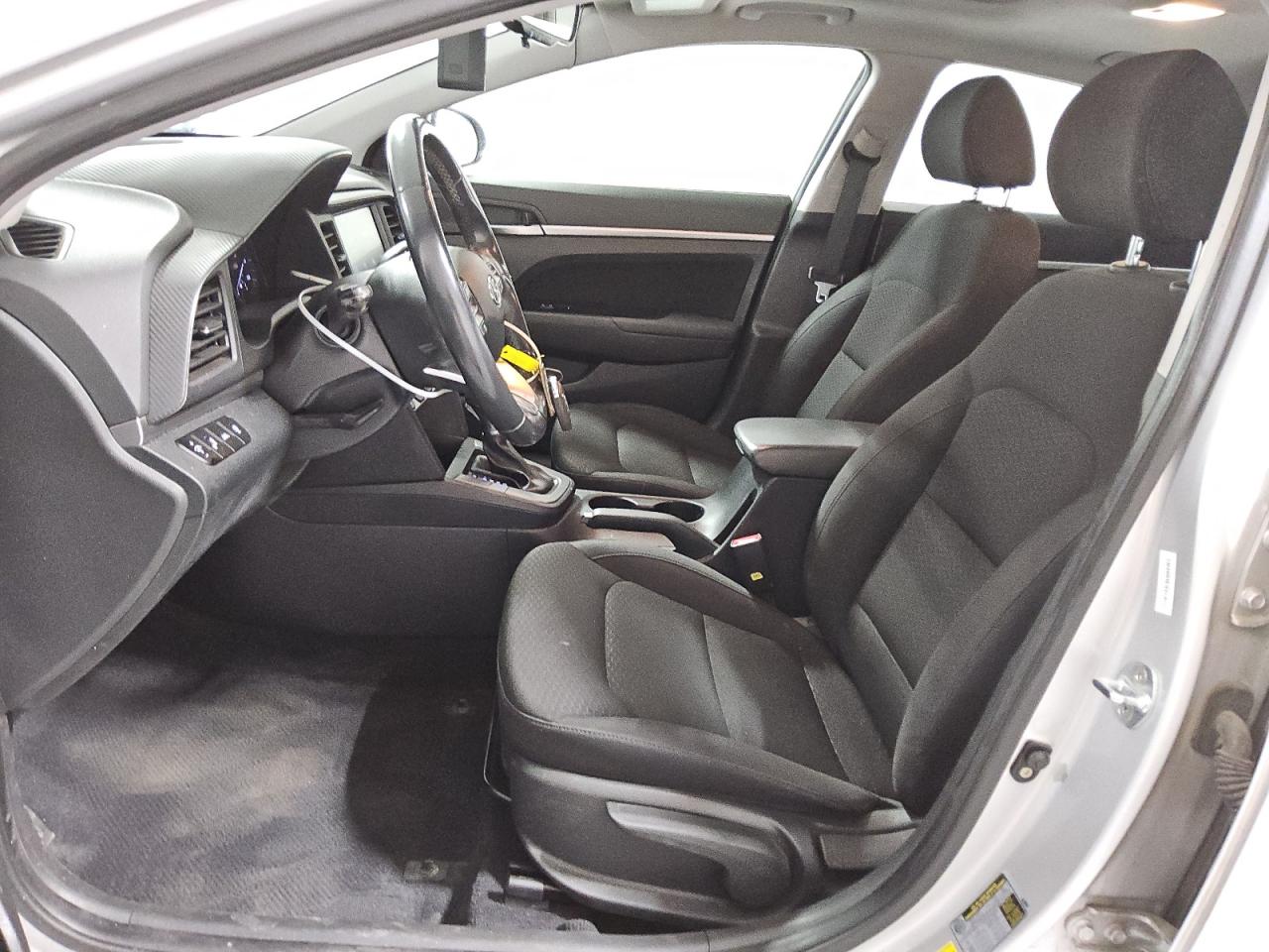 2019 Hyundai Elantra - Image 7