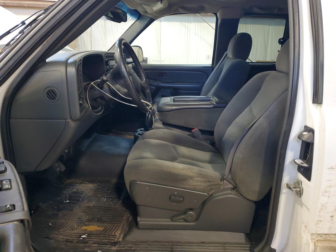 2006 Chevrolet Silverado K1500 VIN: 1GCEK19B36Z177415 Lot: 45675535