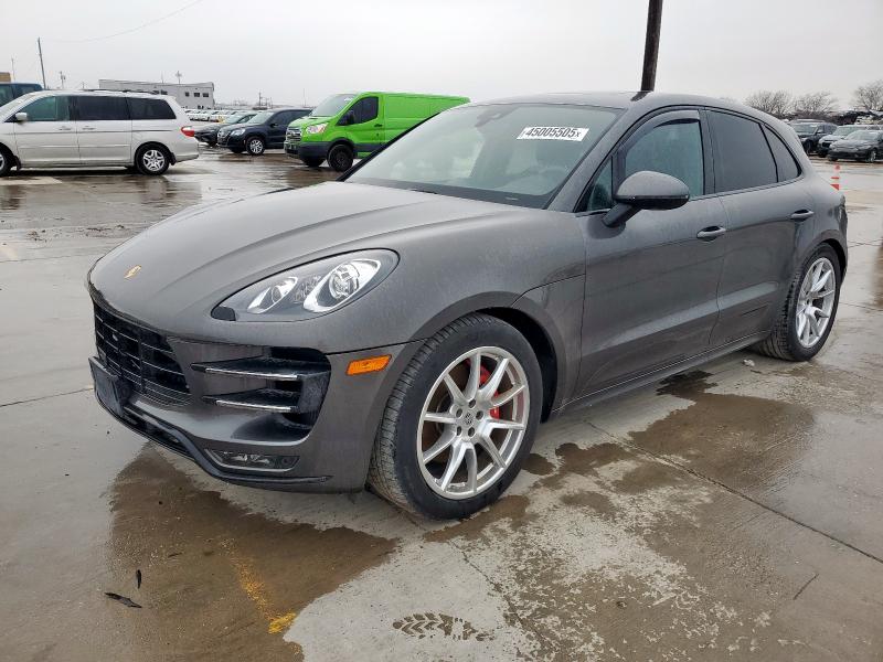 2018 Porsche Macan Turbo