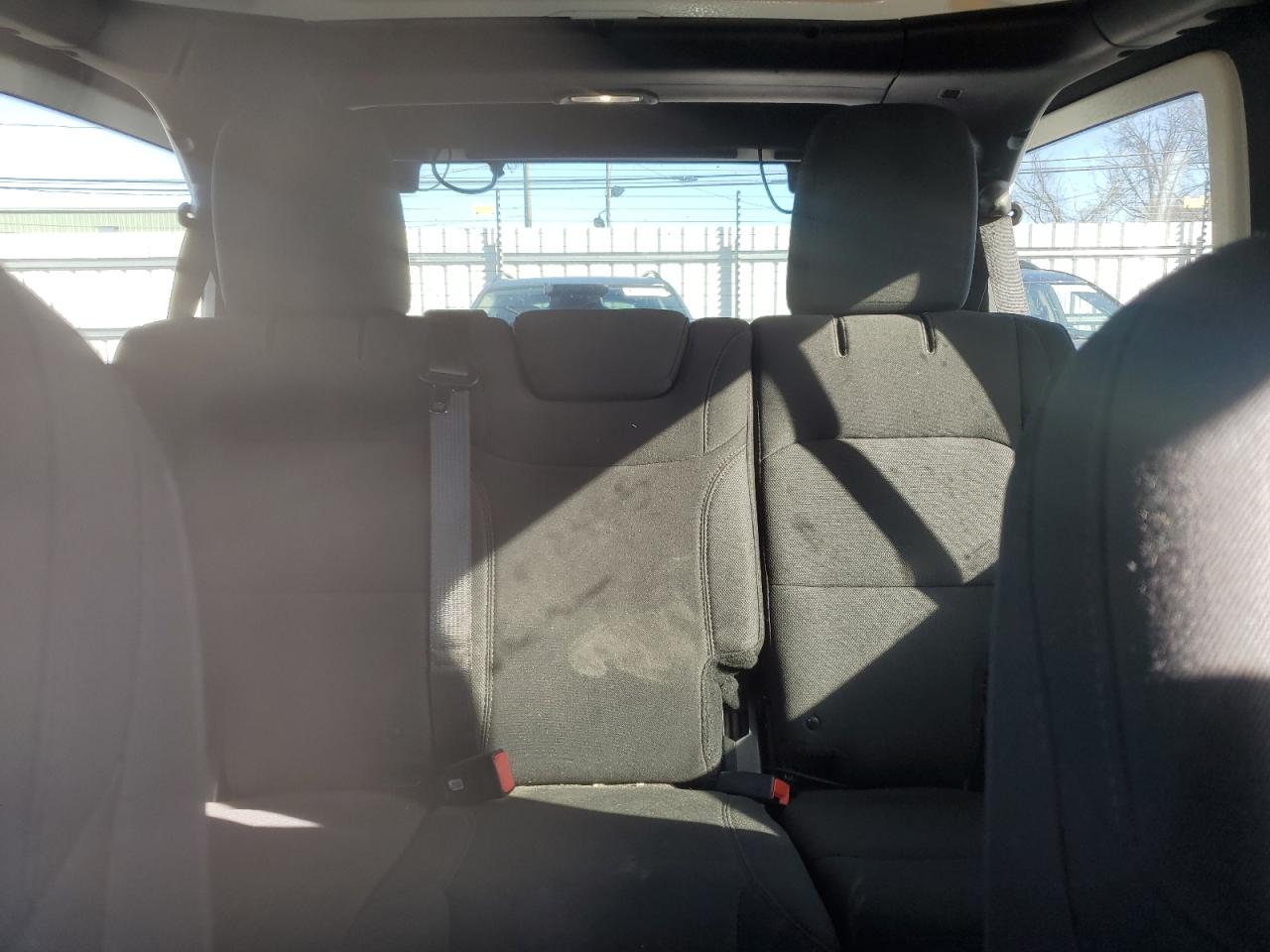 2018 Jeep Wrangler - Image 10