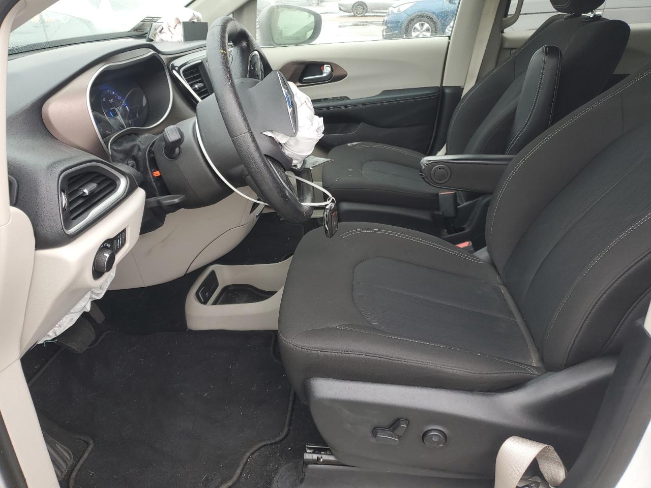 2021 Chrysler Voyager - Image 7