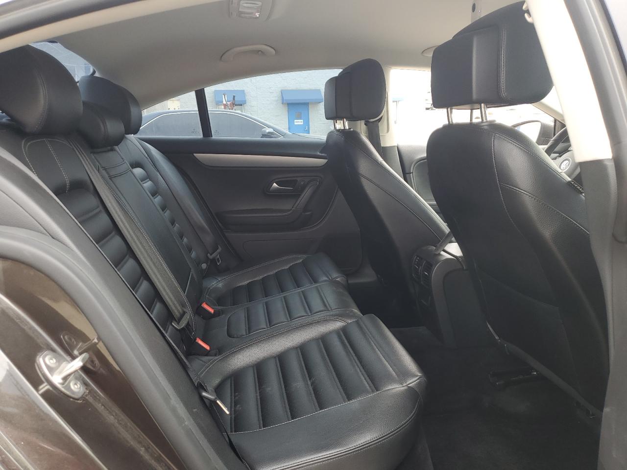 2014 Volkswagen Passat CC - Image 11