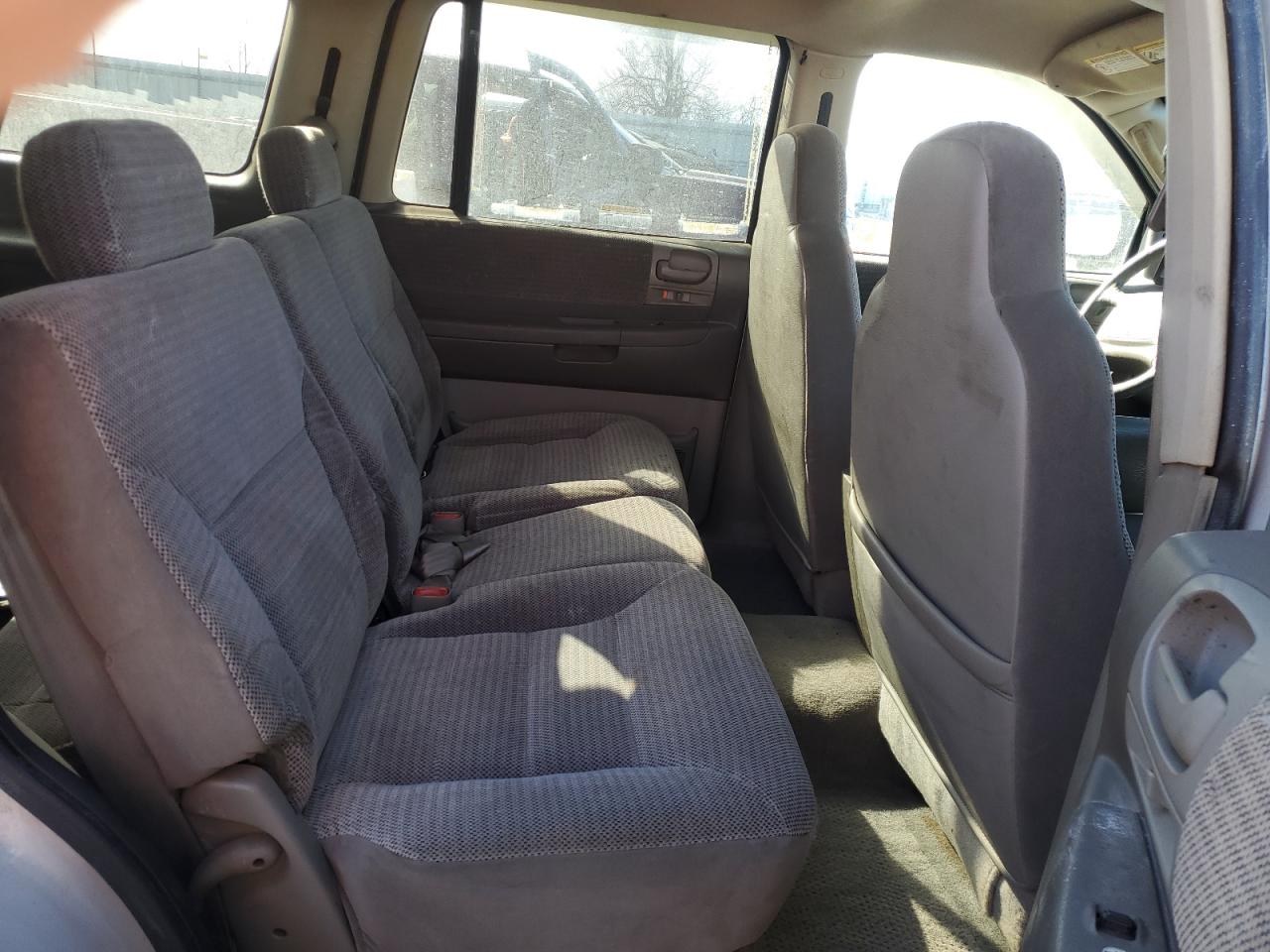 2002 Dodge Durango - Image 10