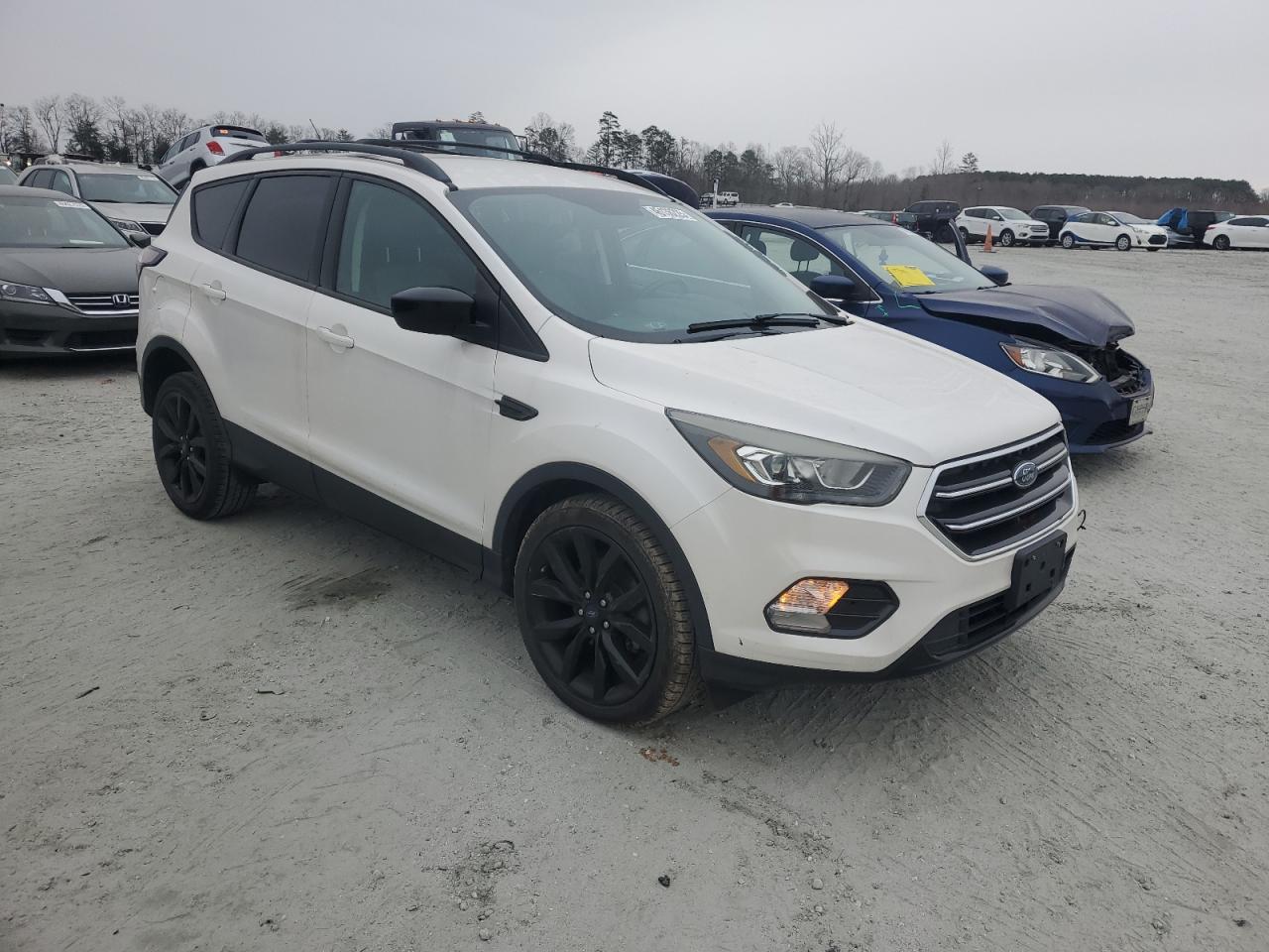 2017 Ford Escape - Image 4