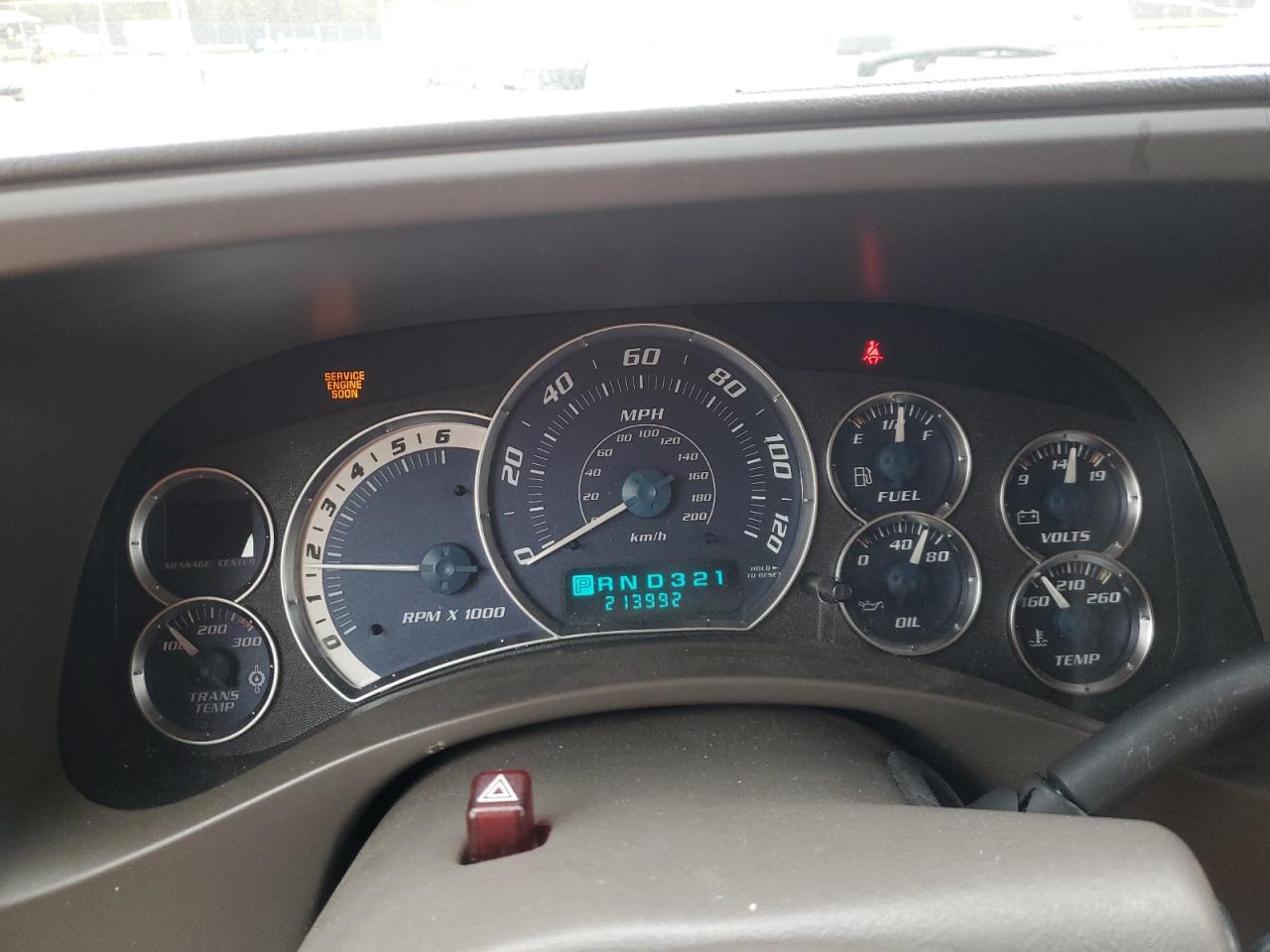 2002 Cadillac Escalade - Image 9
