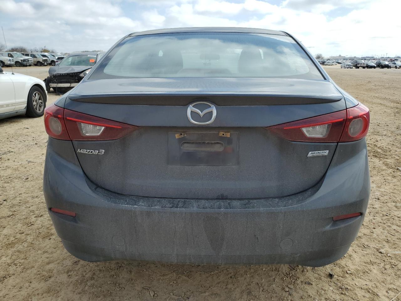 2014 Mazda 3 - Image 6