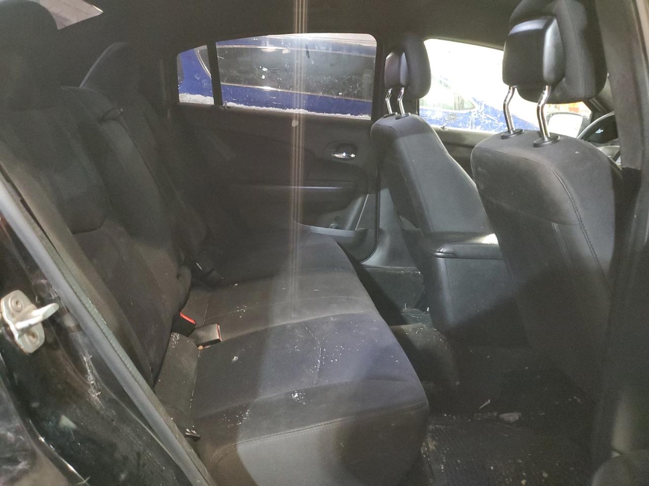 2013 Chrysler 200 - Image 10