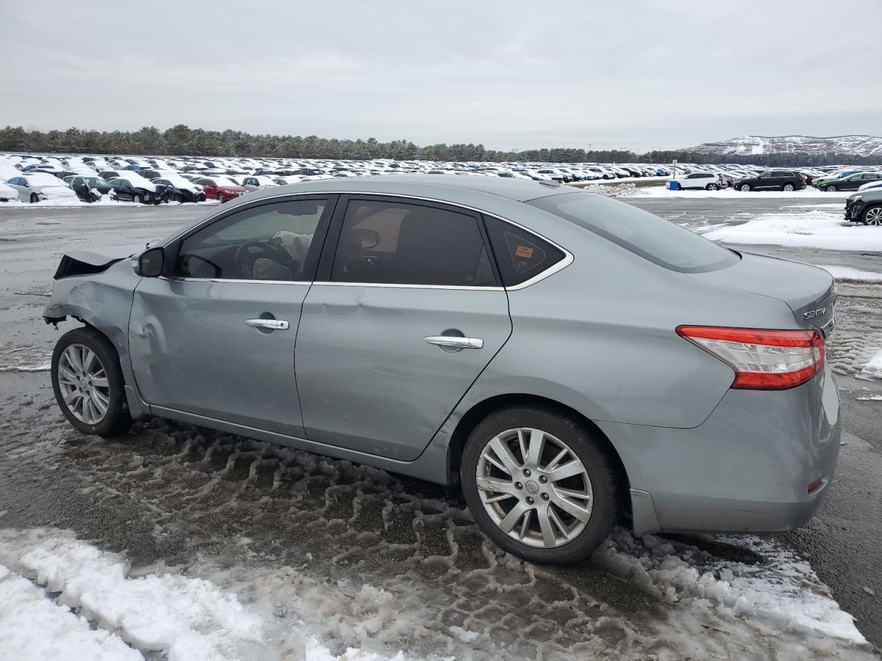 2013 Nissan Sentra - Image 2