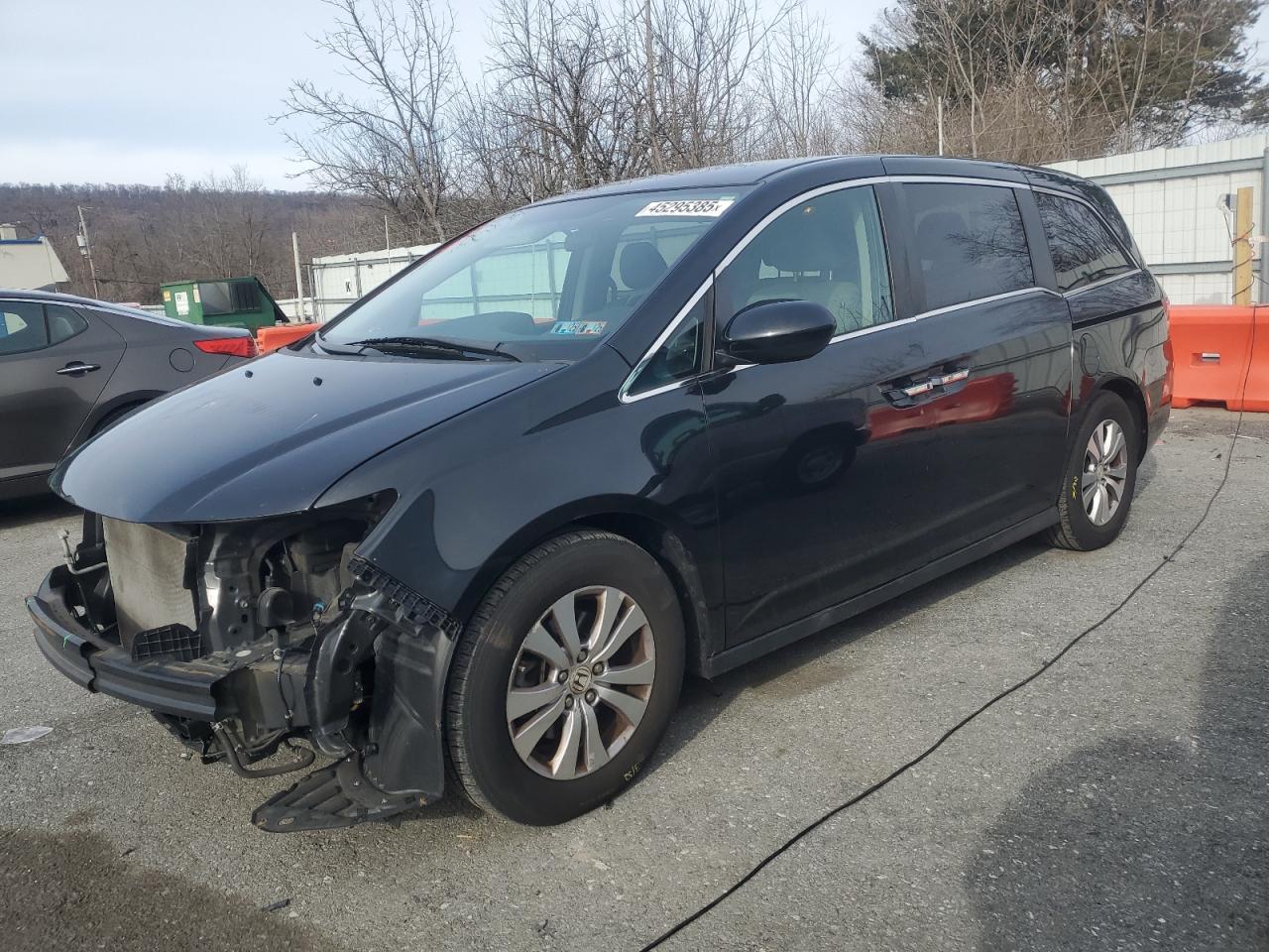 2015 Honda Odyssey - Image 1