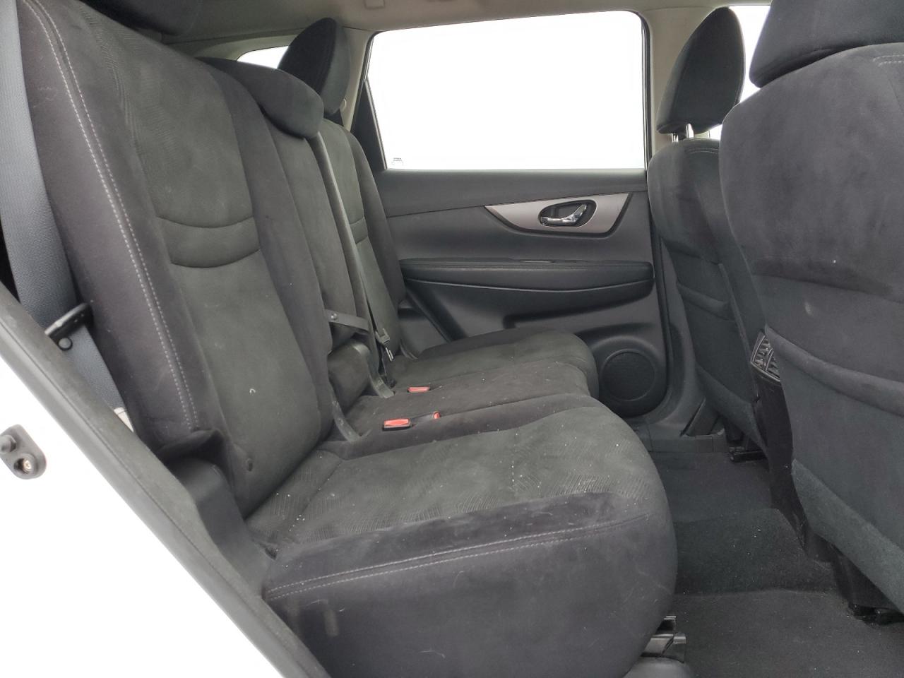 2014 Nissan Rogue - Image 11