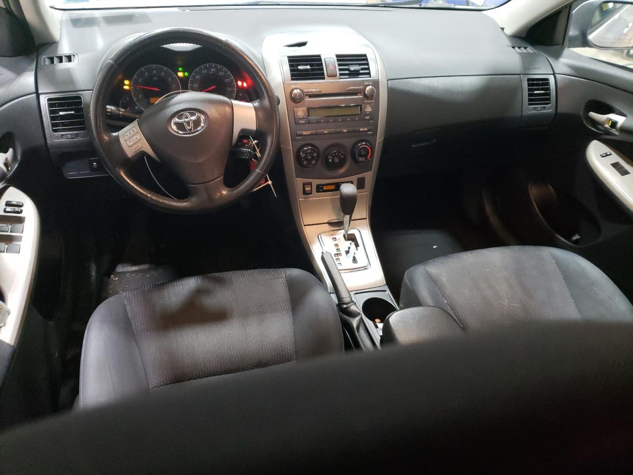 2010 Toyota Corolla - Image 8