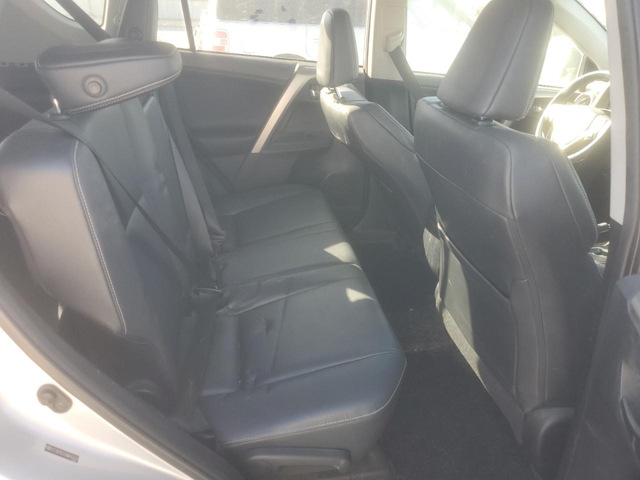 2013 Toyota RAV 4 - Image 11