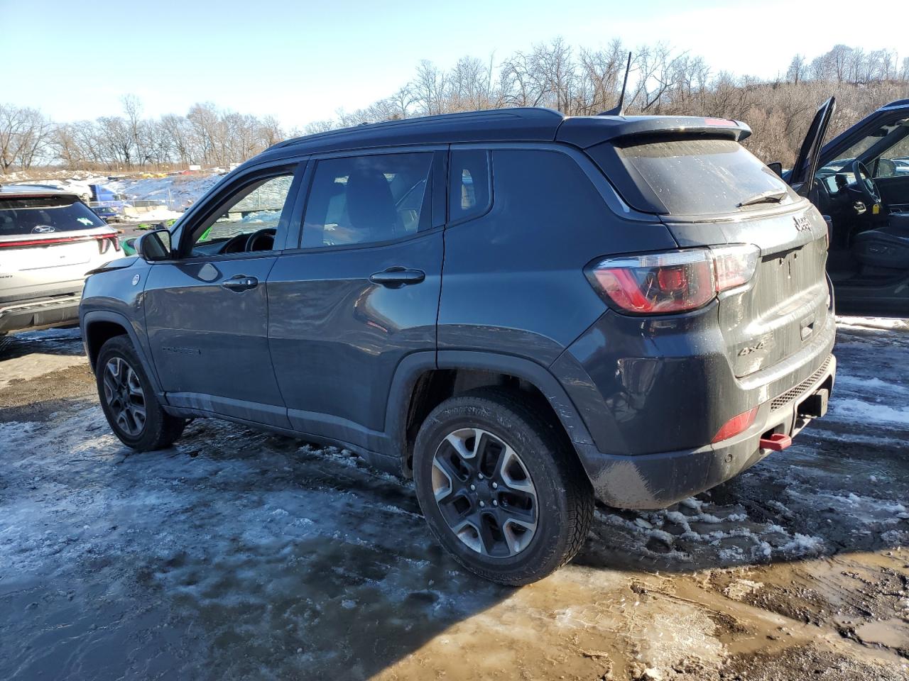 2017 Jeep Compass - Image 2