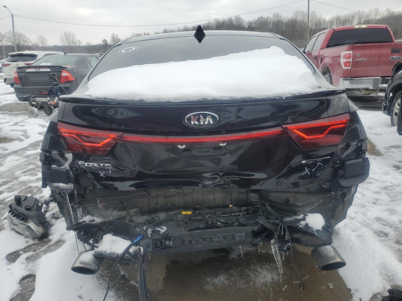 2021 Kia Forte - Image 6