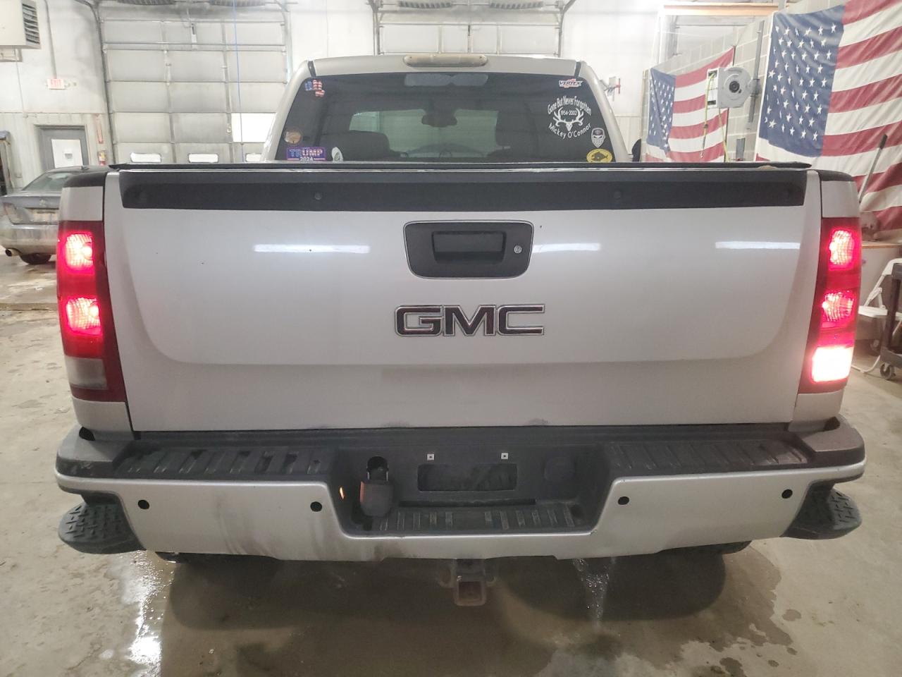 2008 GMC Sierra - Image 6