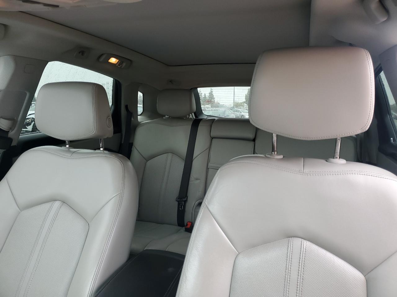 2013 Cadillac SRX - Image 10
