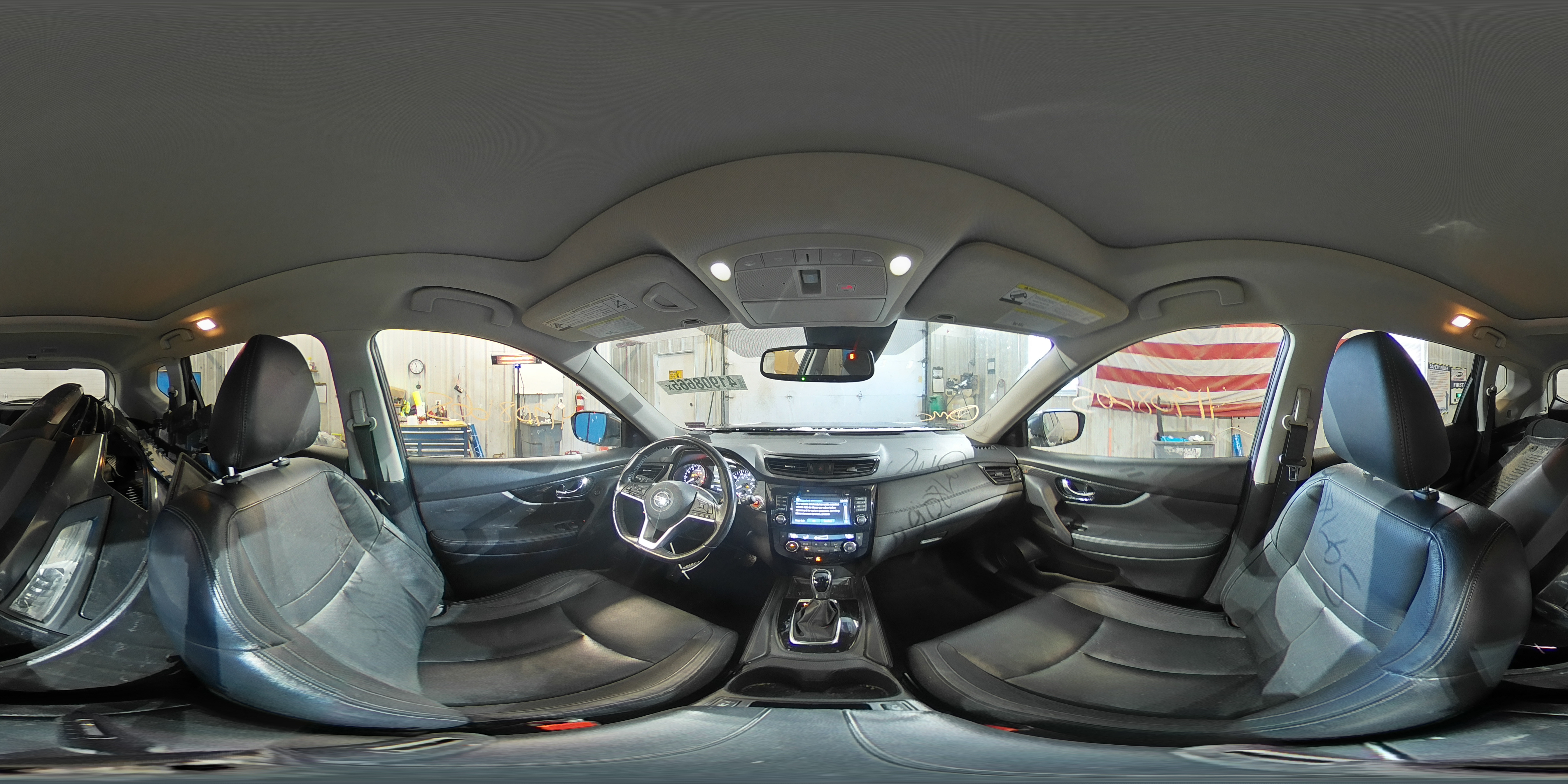 2017 Nissan Rogue - Image 14