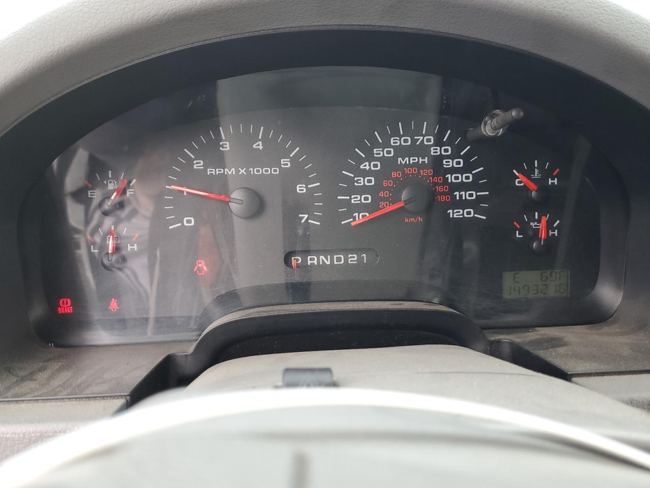 2006 Ford F-150 - Image 9