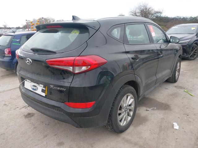 2018 HYUNDAI TUCSON SE