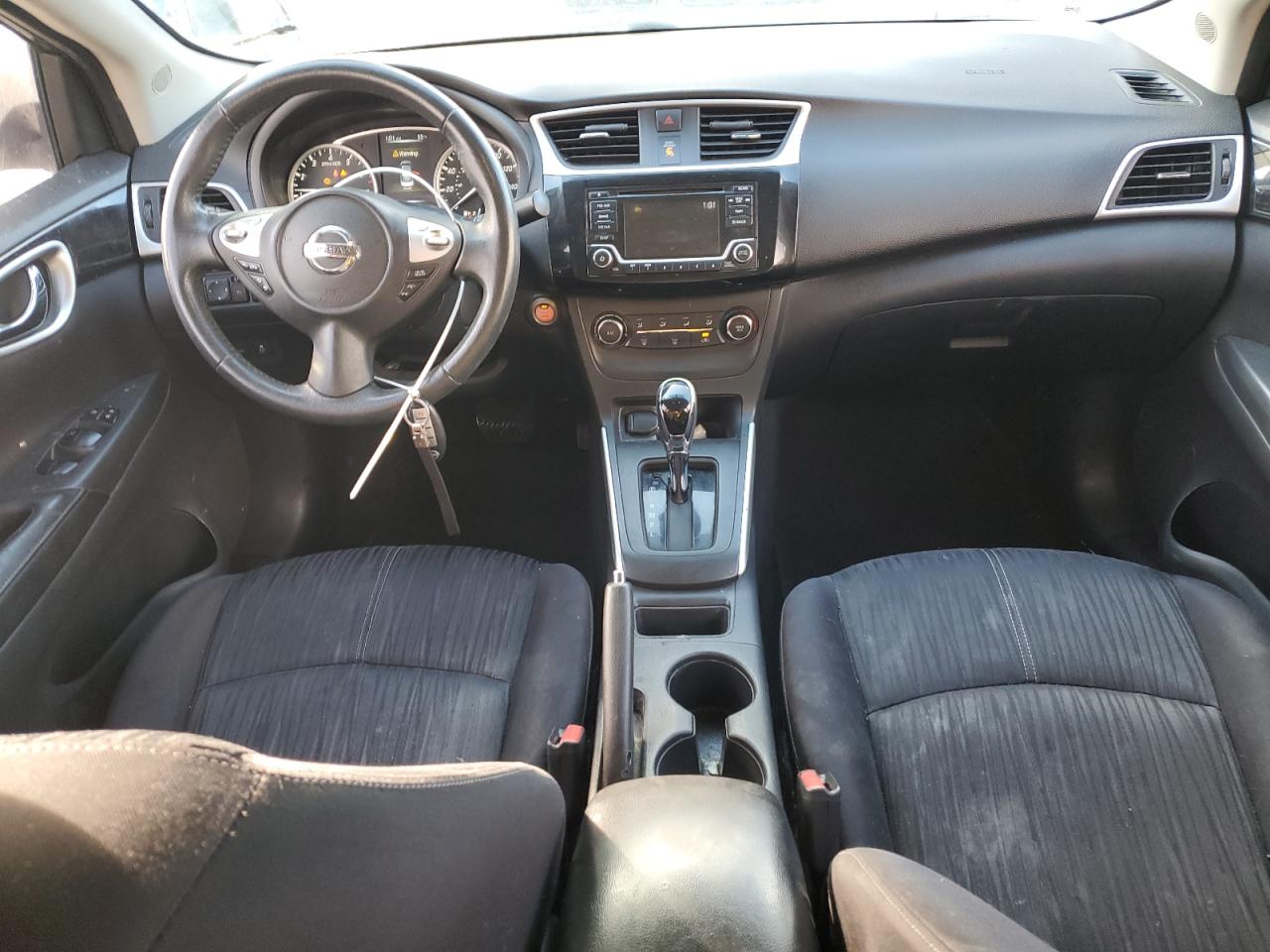 2016 Nissan Sentra - Image 9