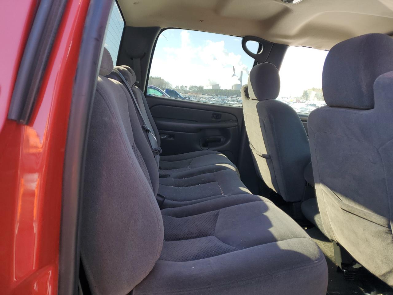 2006 Chevrolet Silverado - Image 10