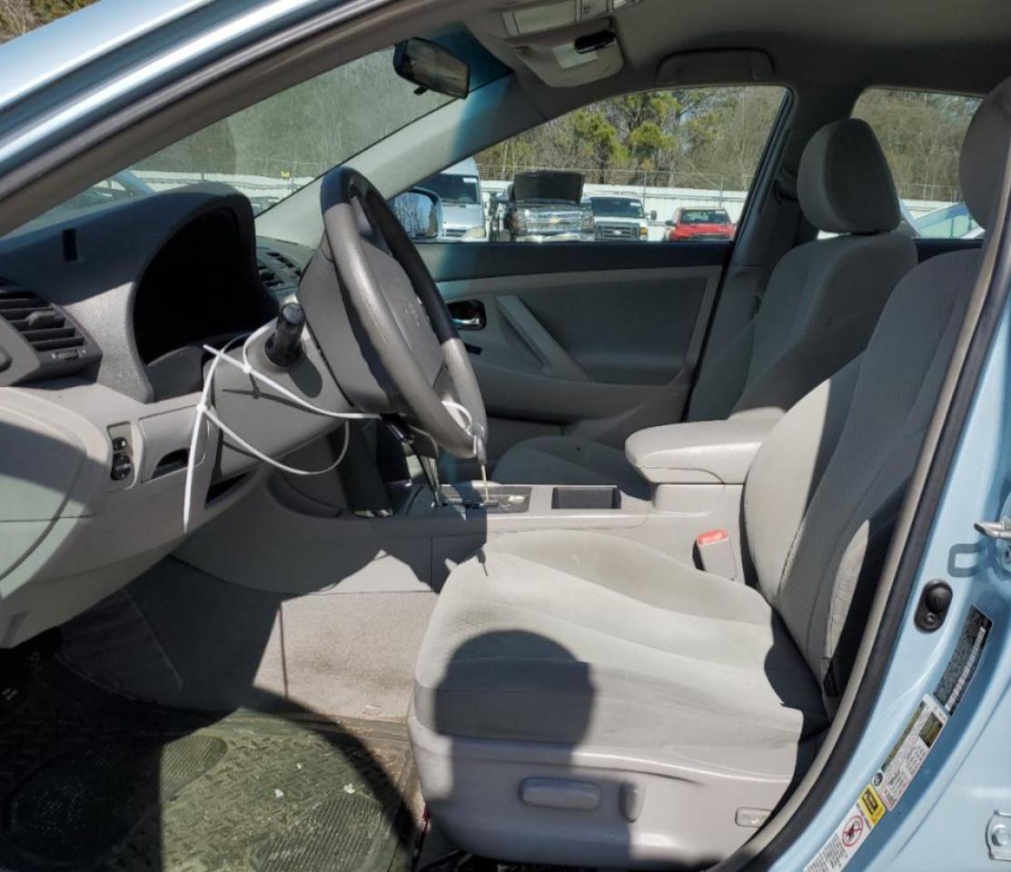 2009 Toyota Camry - Image 7
