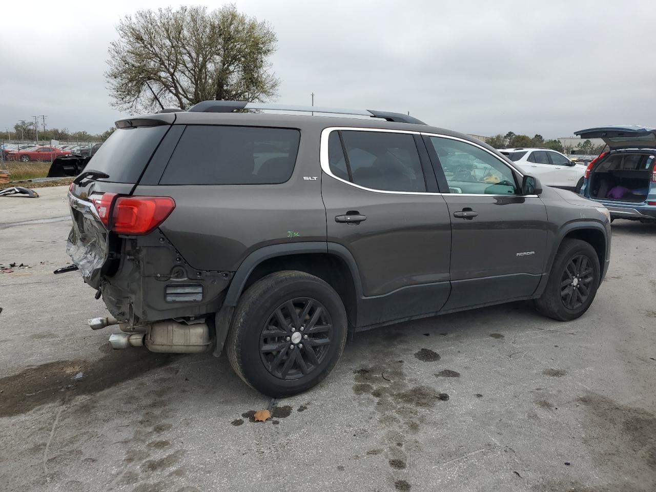 2019 GMC Acadia - Image 3