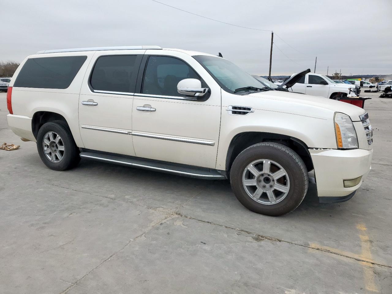 2008 Cadillac Escalade - Image 4