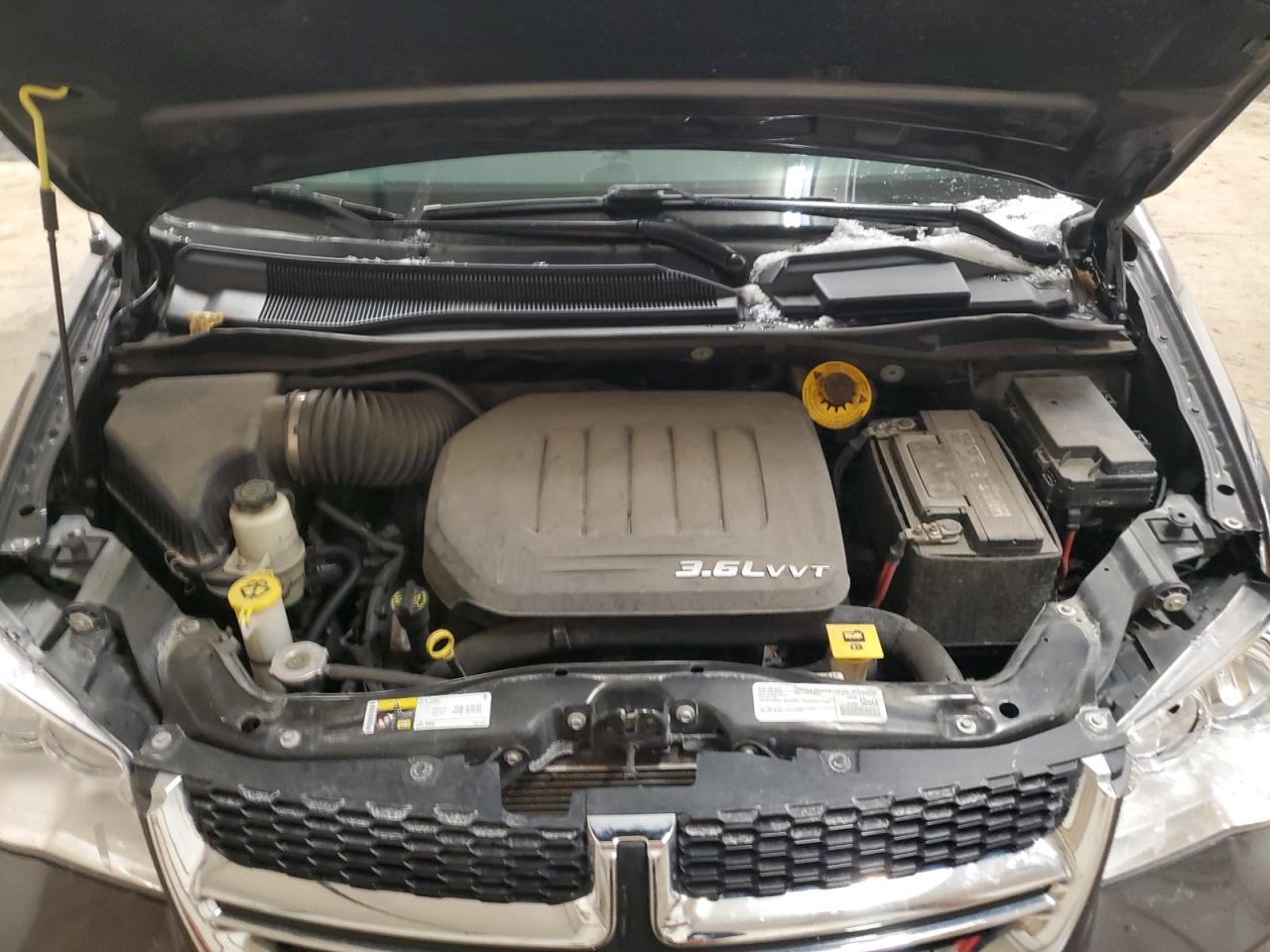 2016 Dodge Caravan - Image 12