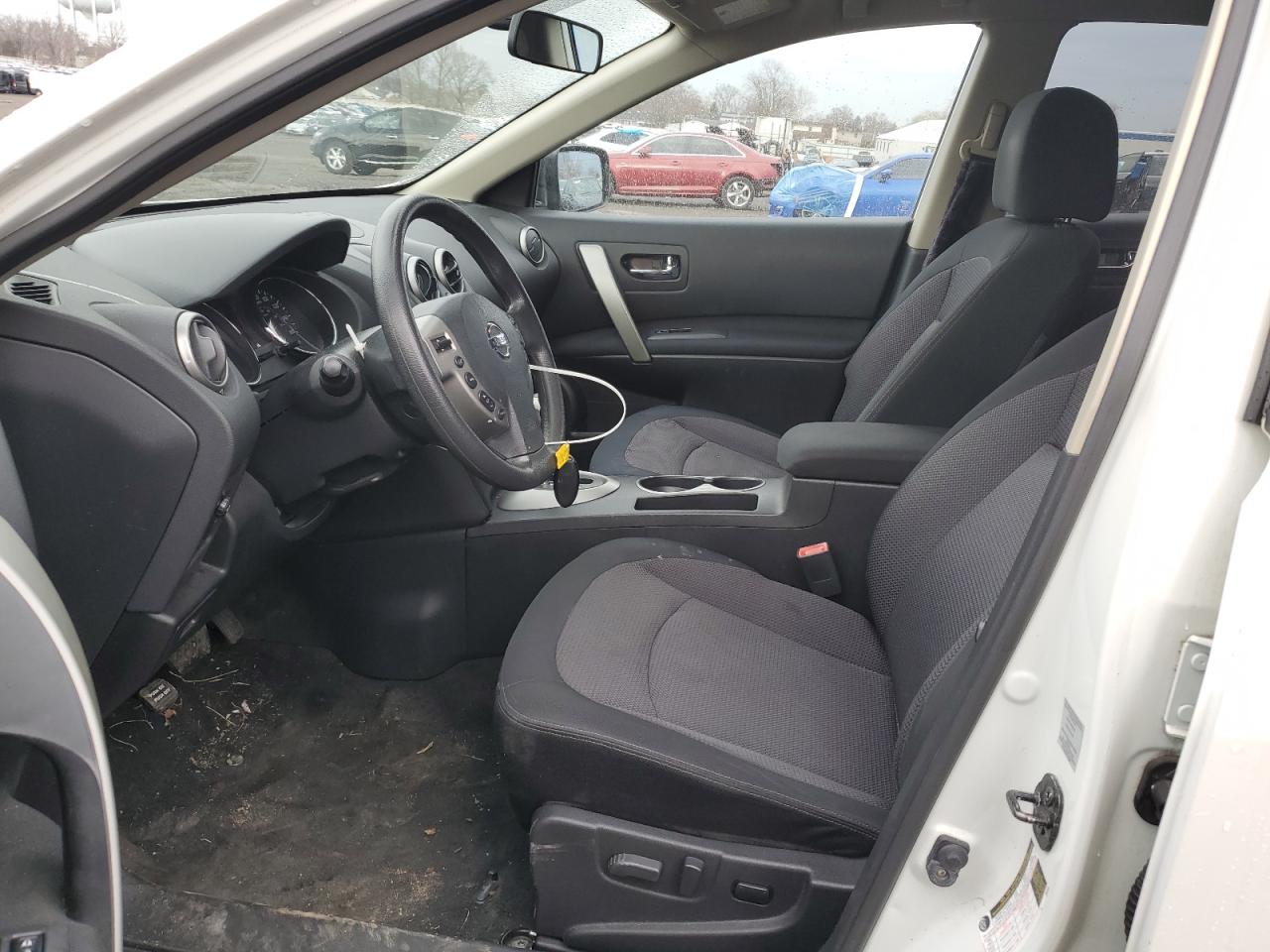 2011 Nissan Rogue - Image 7