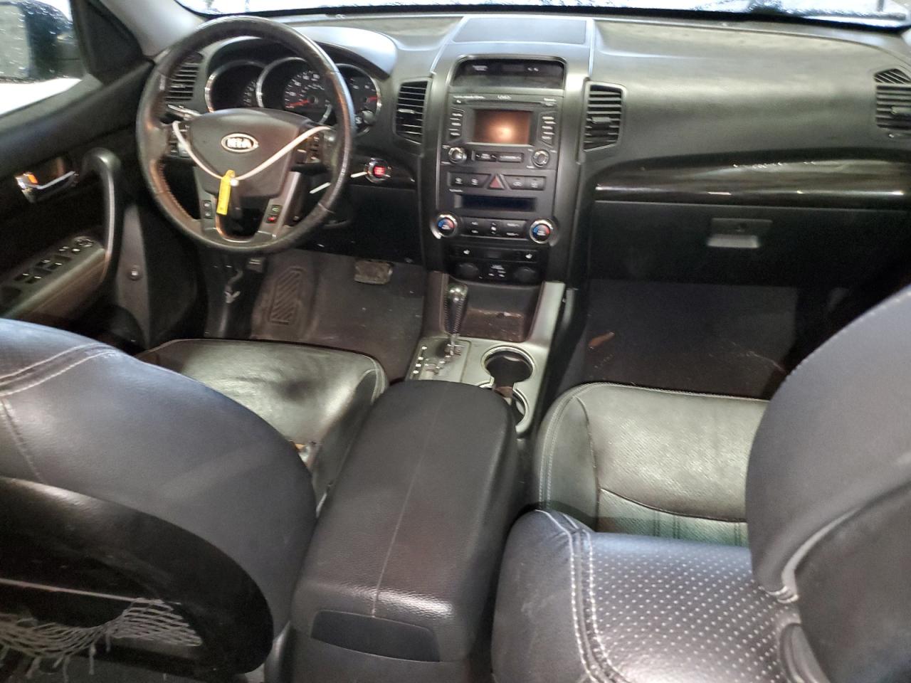 2013 Kia Sorento - Image 8