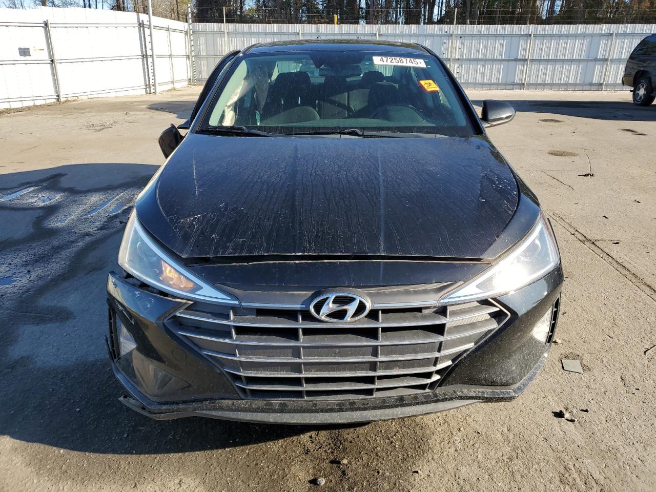 2020 Hyundai Elantra - Image 5