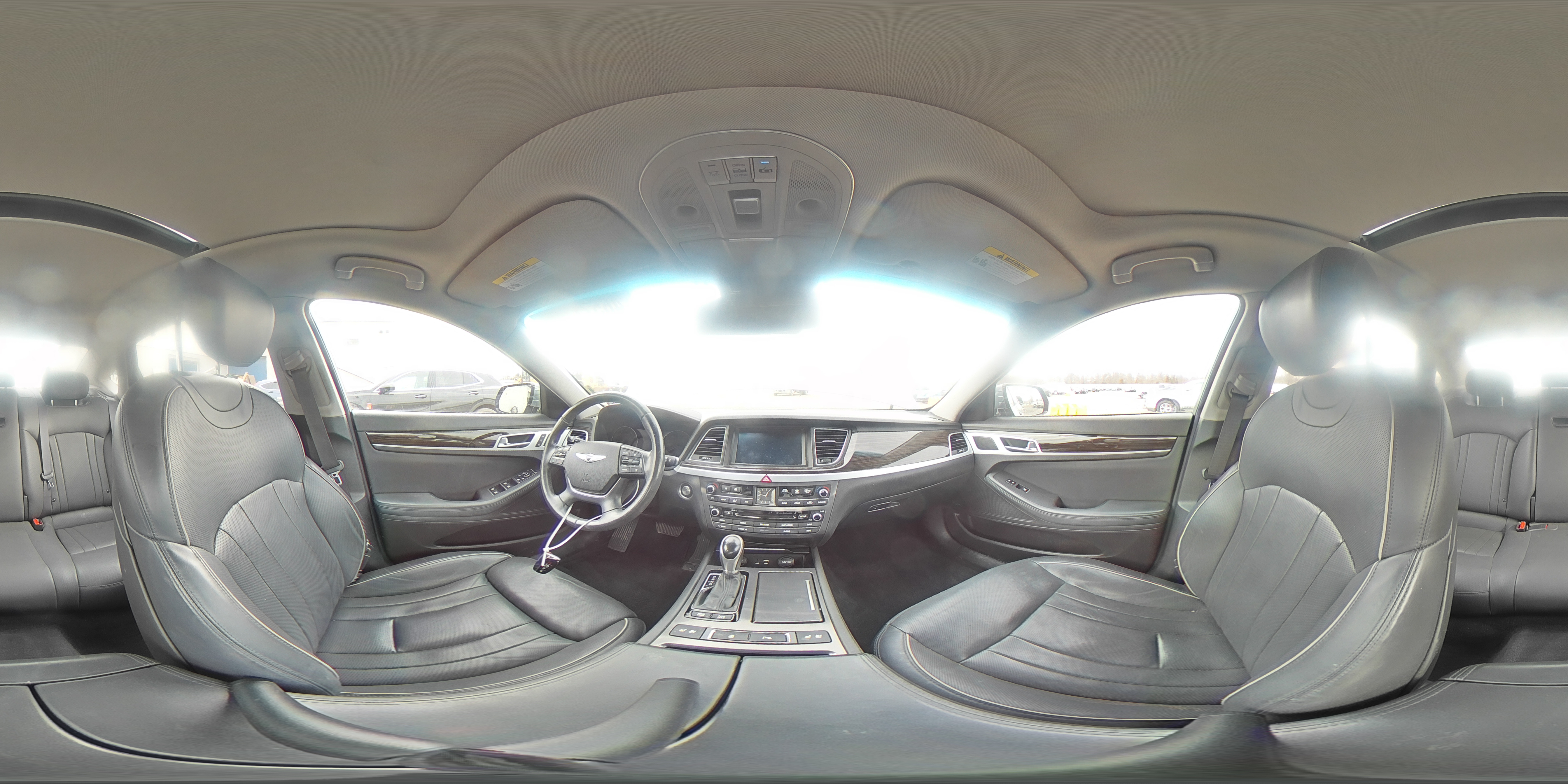 2015 Hyundai Genesis - Image 15