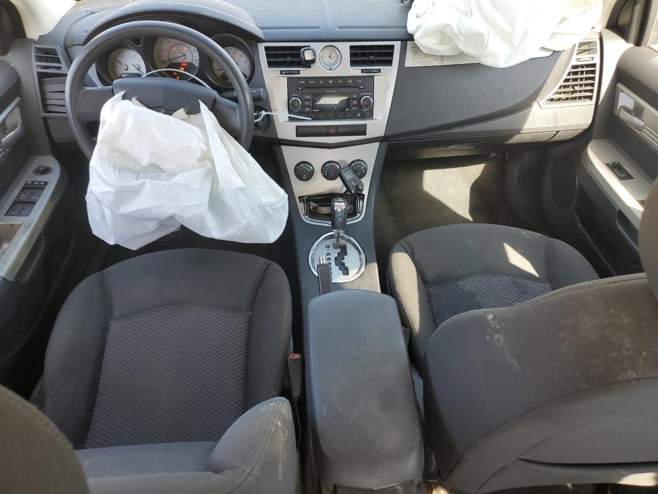 2009 Chrysler Sebring - Image 8