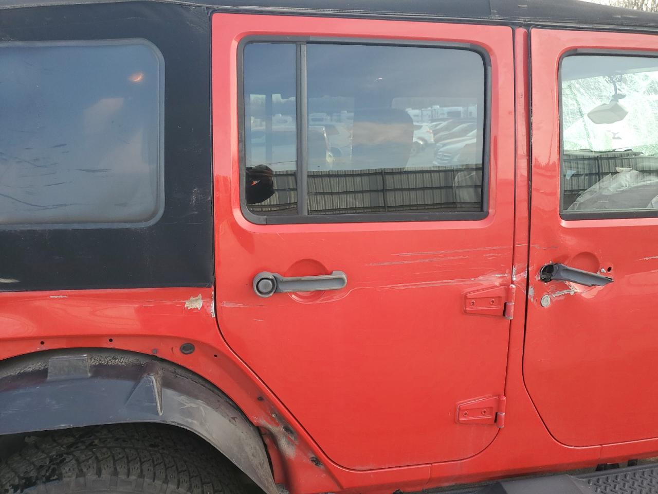 2014 Jeep Wrangler - Image 11