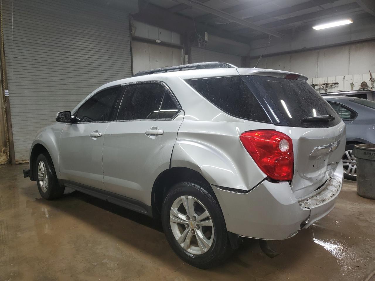 2011 Chevrolet Equinox - Image 2