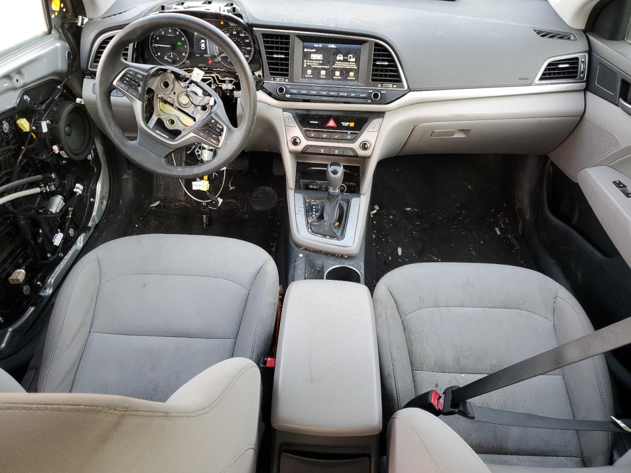 2018 Hyundai Elantra - Image 8