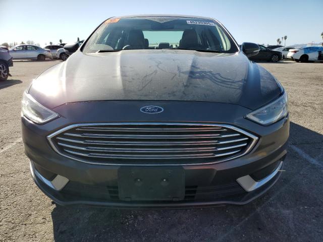  FORD FUSION 2018 Серый