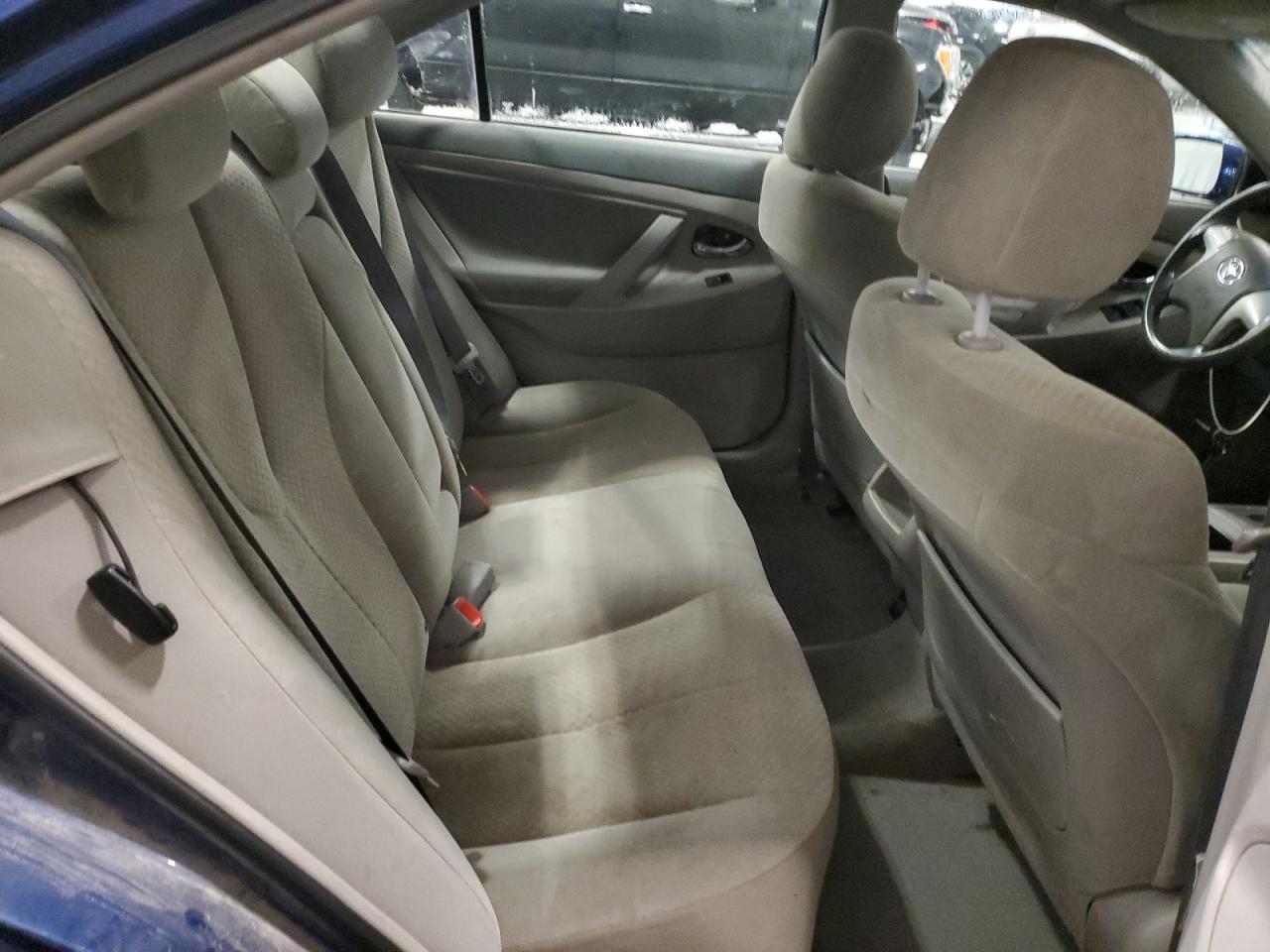2008 Toyota Camry - Image 11