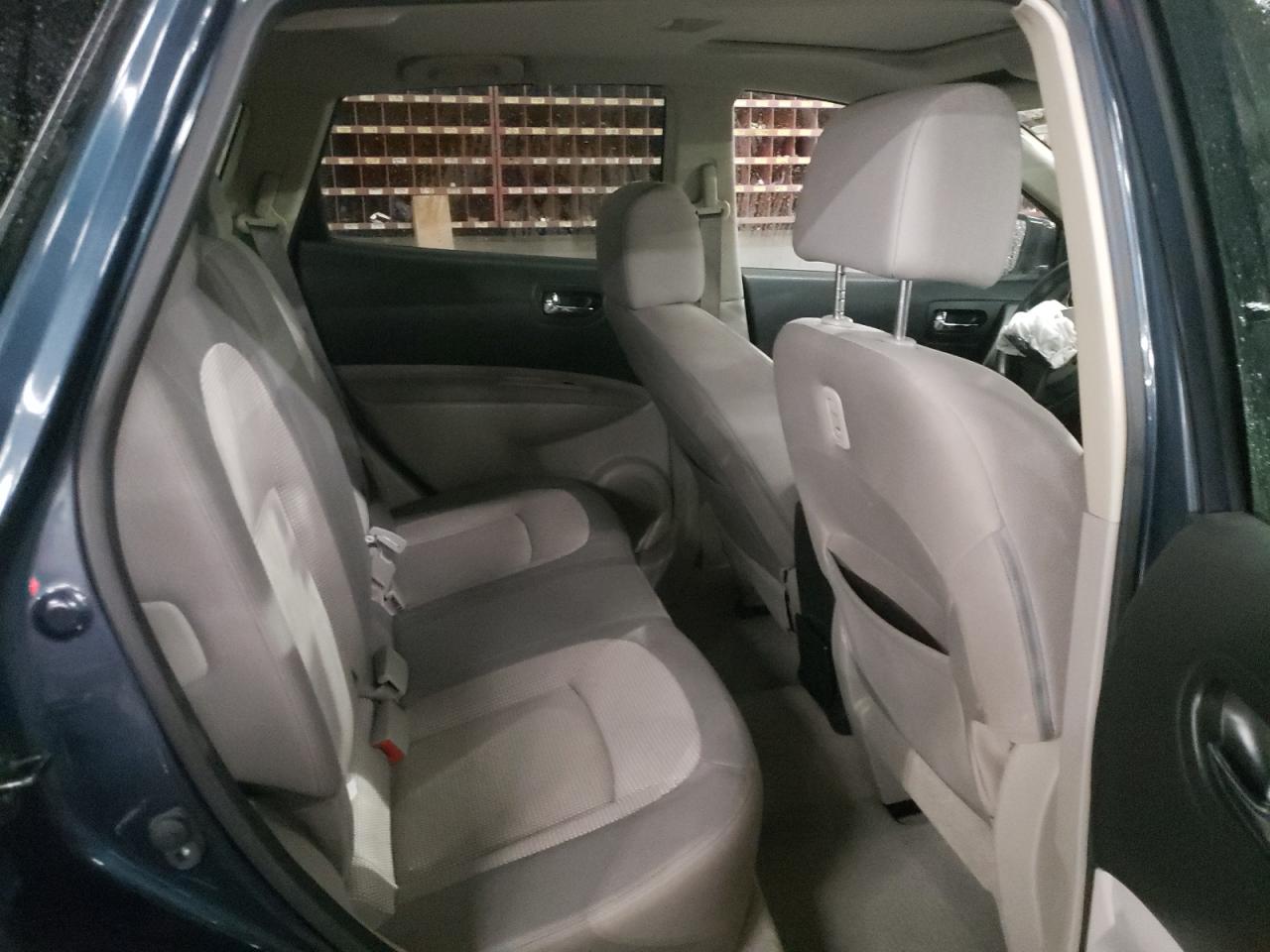 2013 Nissan Rogue - Image 10