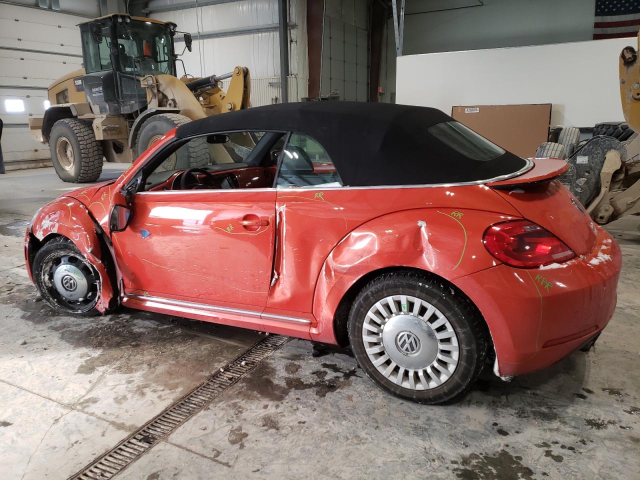 2016 Volkswagen Beetle - Image 2