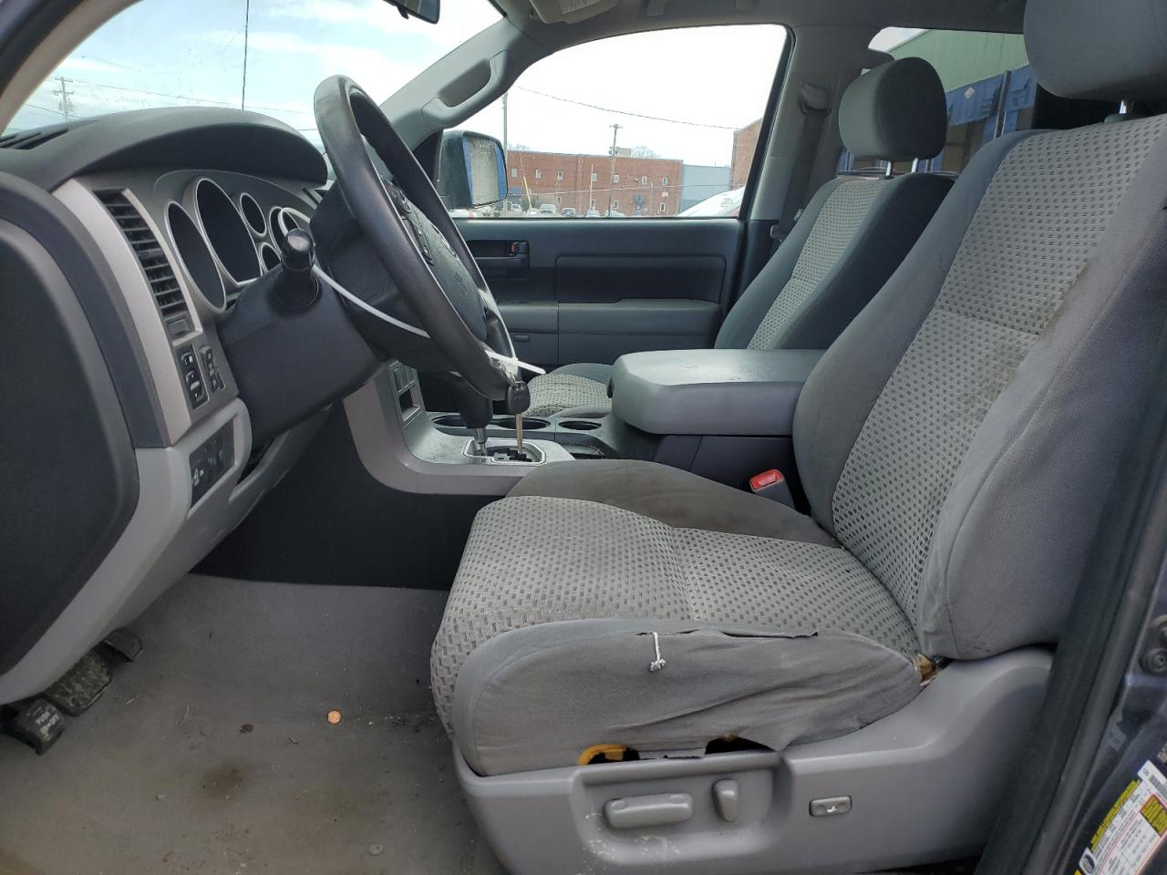 2010 Toyota Tundra - Image 7