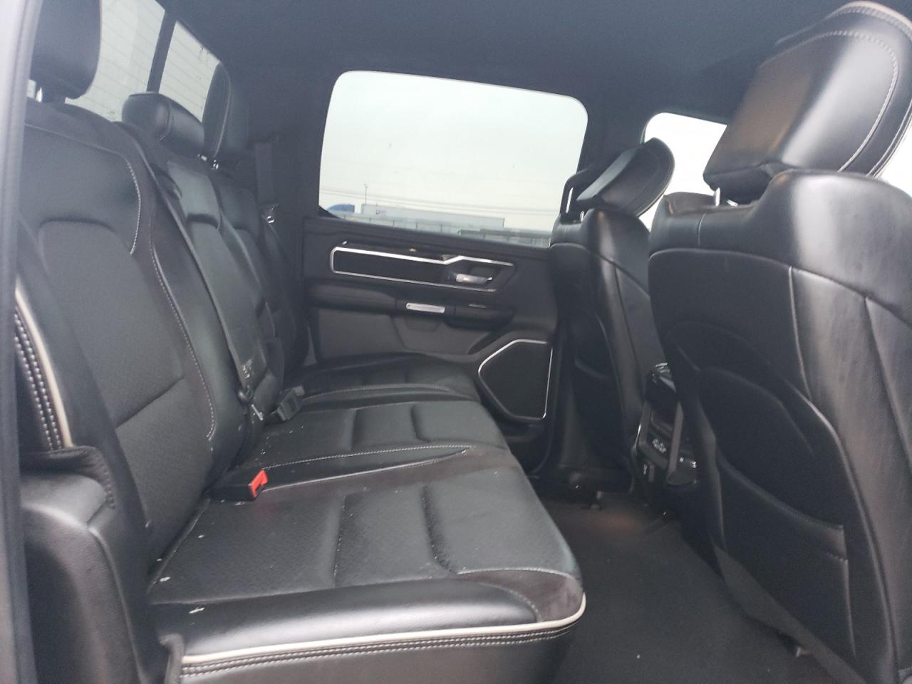 2019 RAM 1500 - Image 11