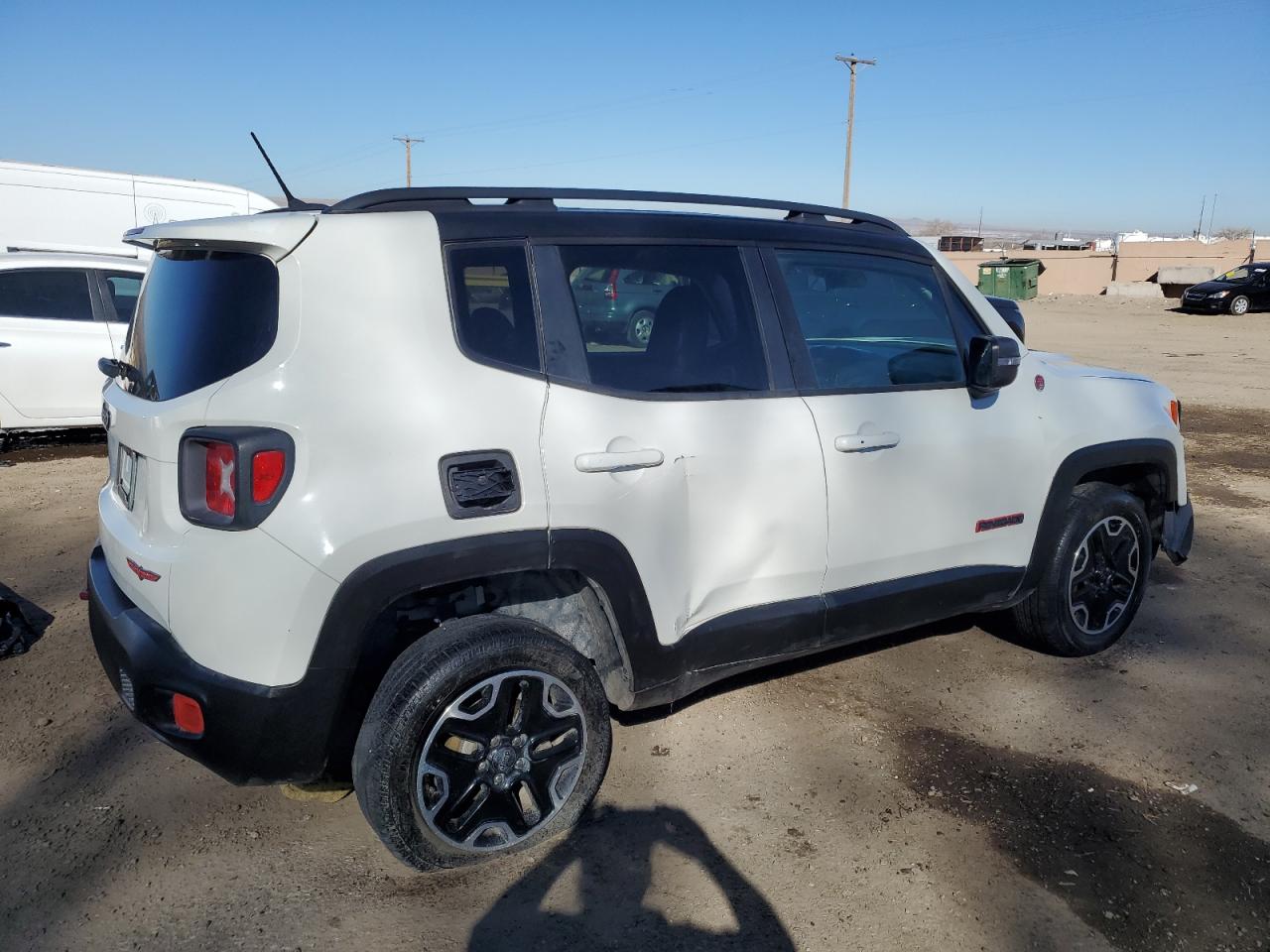 2017 Jeep Renegade - Image 3