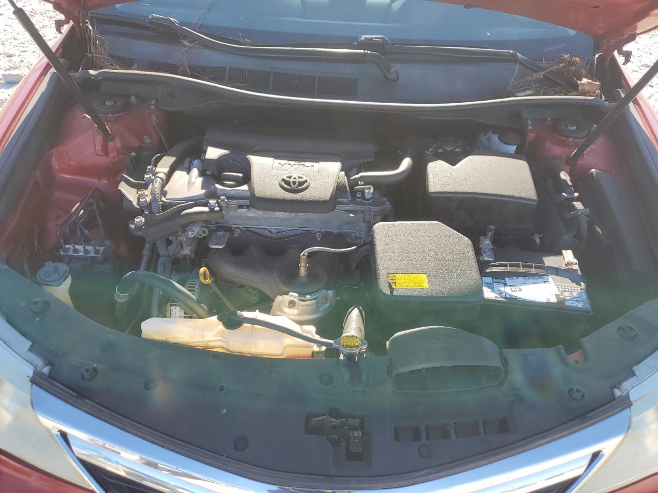 2012 Toyota Camry - Image 11