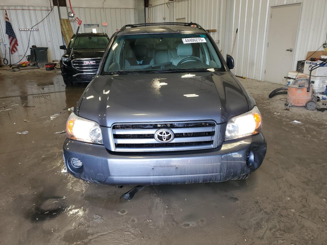 2004 Toyota Highlander - Image 5