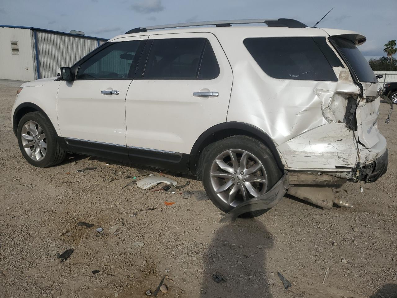 2013 Ford Explorer - Image 2