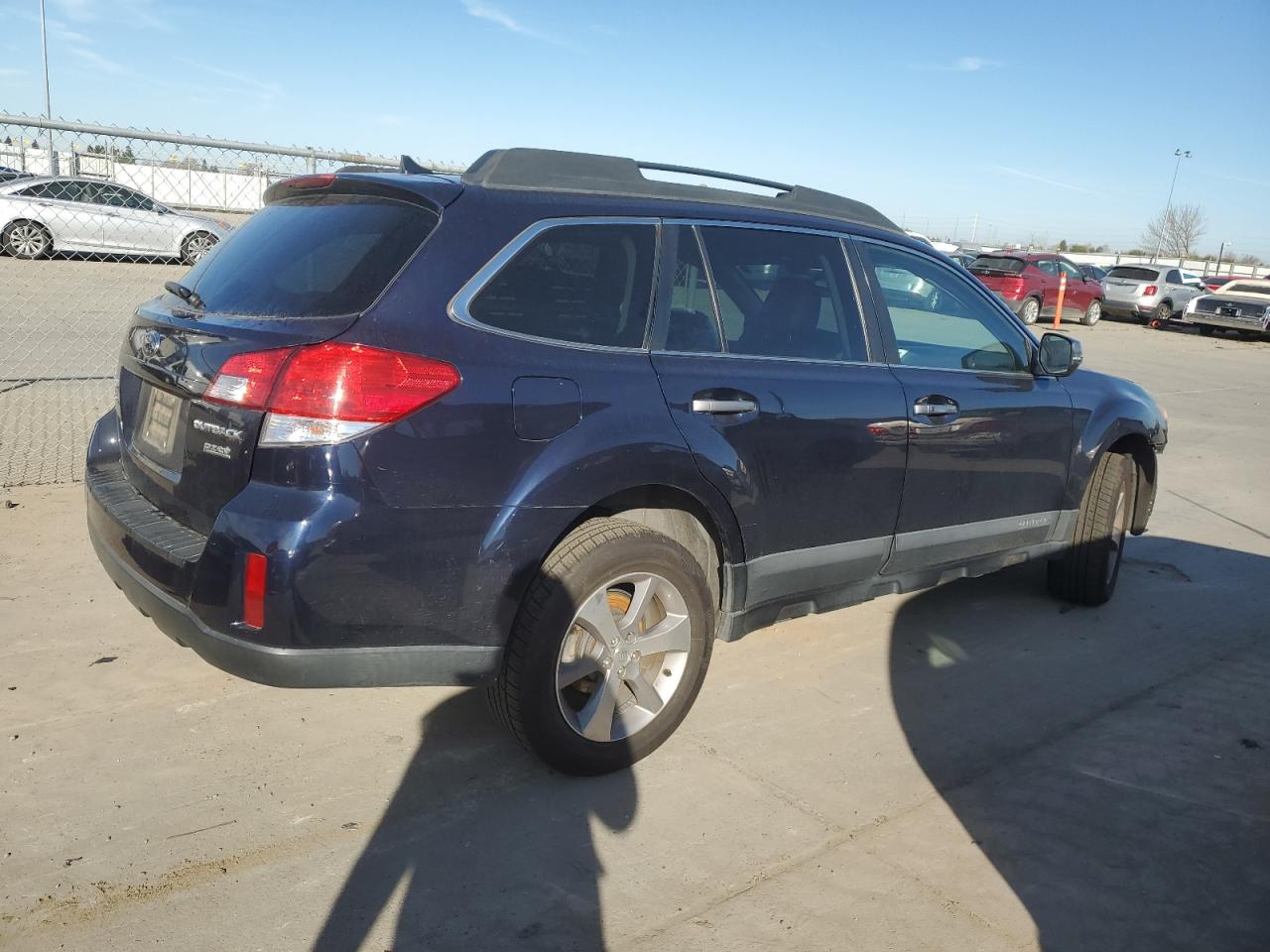 2014 Subaru Outback - Image 3