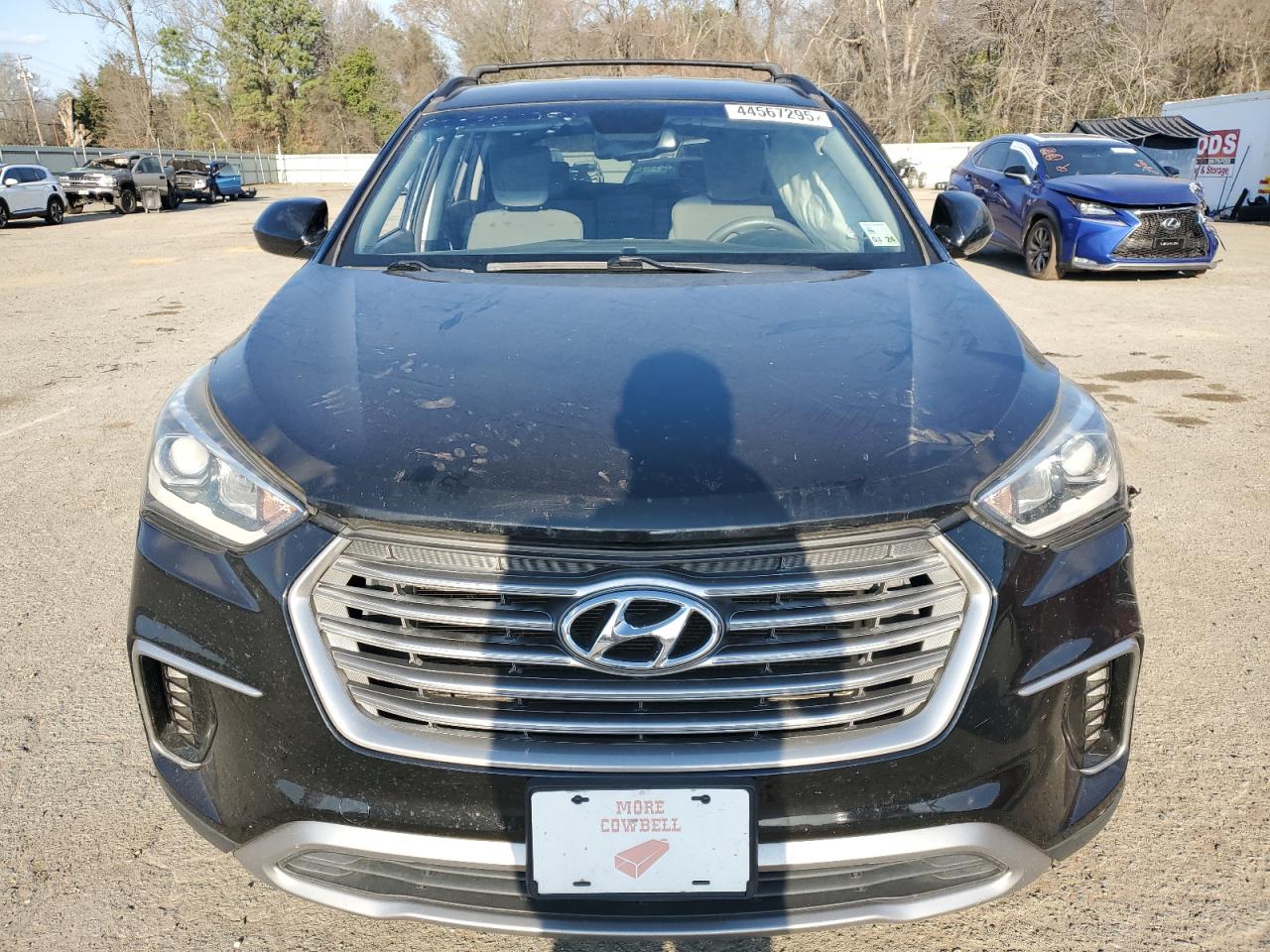 2017 Hyundai Santa Fe - Image 5