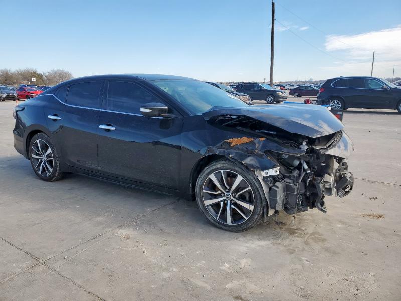  NISSAN MAXIMA 2019 Черный